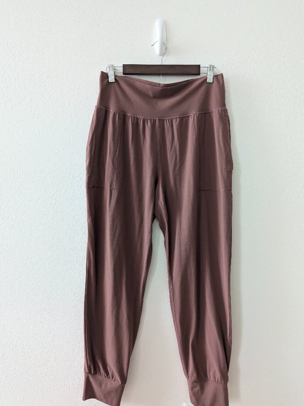 Athleta Salutation Jogger Powervita High Rise L Mauve